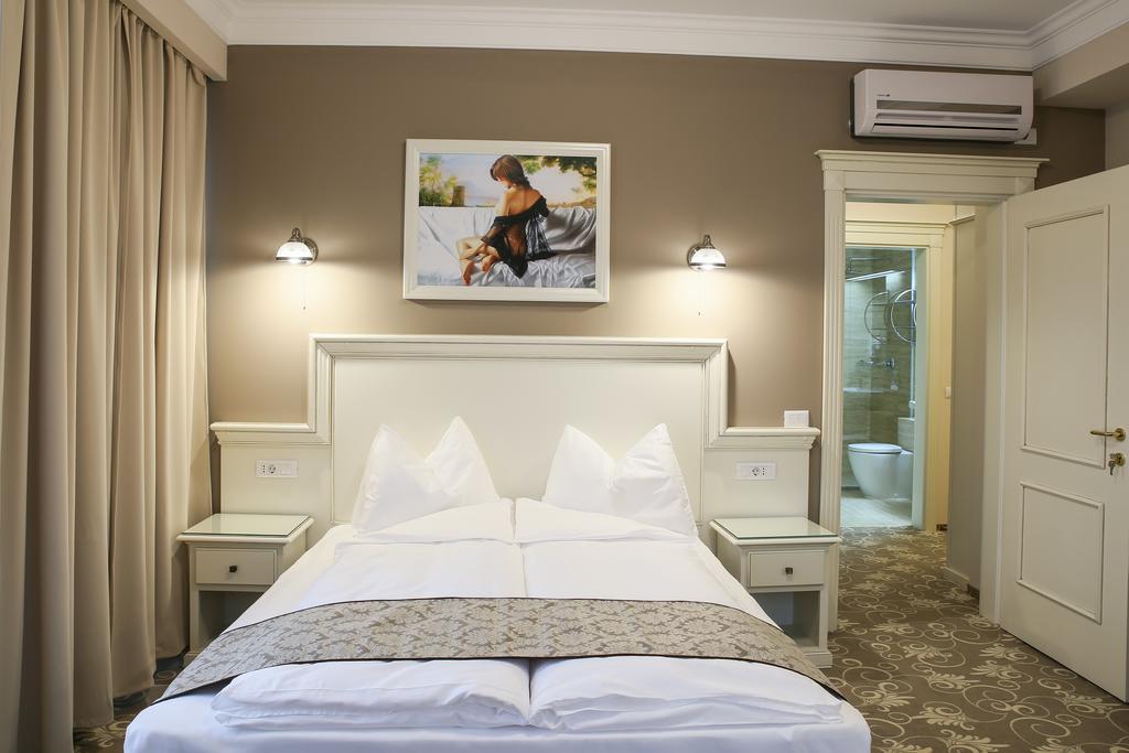 Hotel Montana วีเชวเดสซุส ภายนอก รูปภาพ